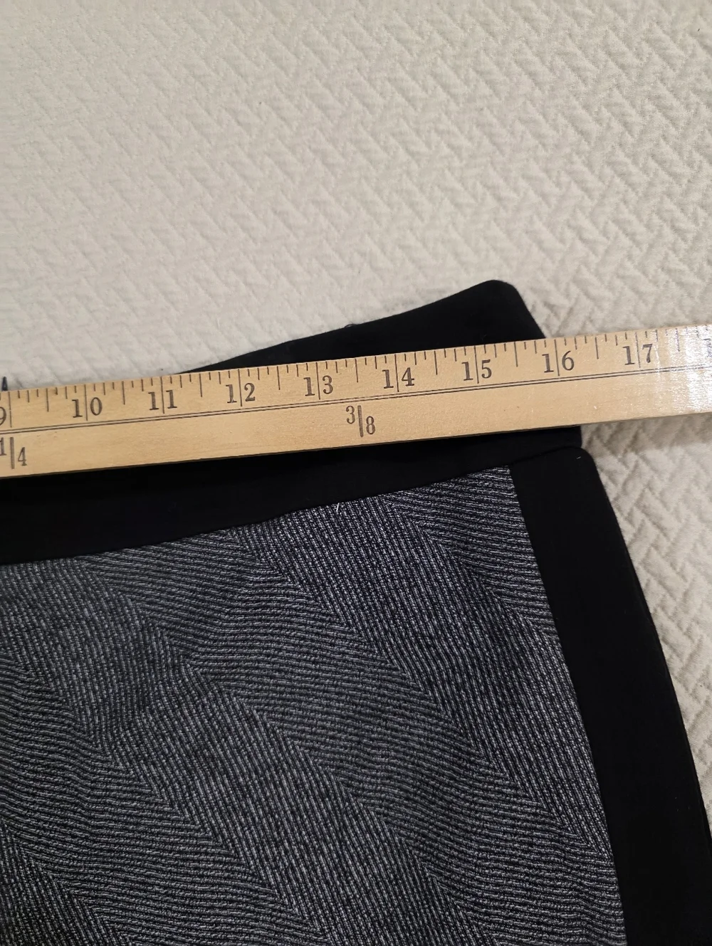 Antonio Melani Colorblock Slimming Pencil Skirt - Gray & Black - Size 8